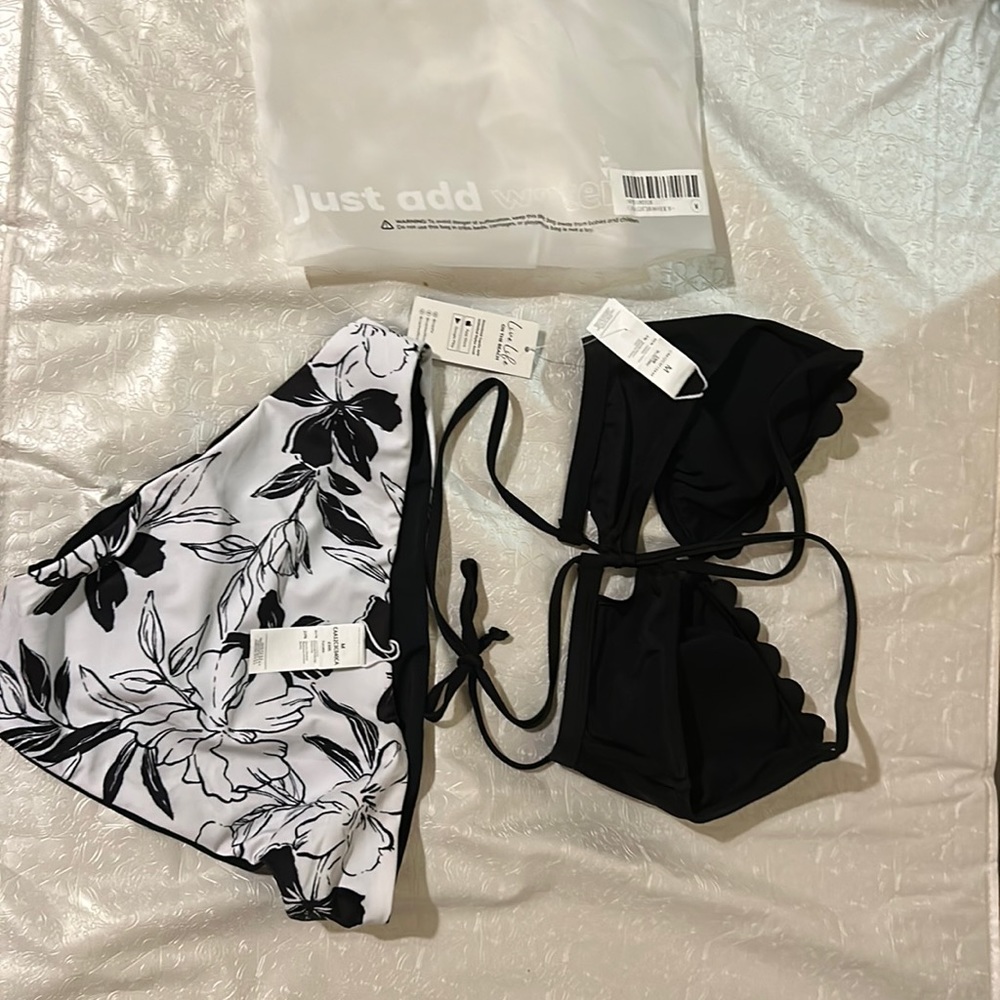Cupshe two-piece, bikini triangle top strings,, flower, bottom  M